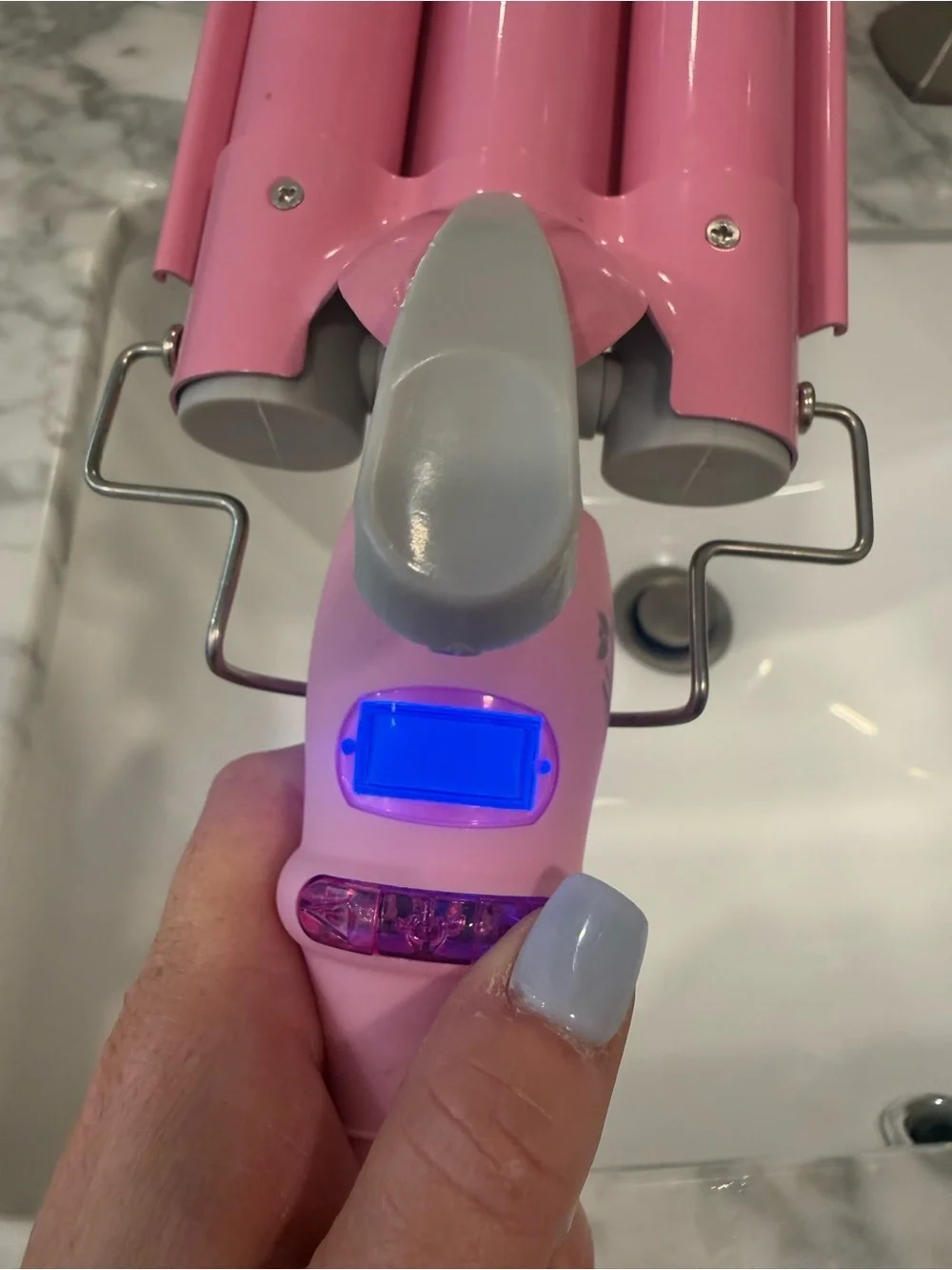Pink Triple-Barrel Hair Waver